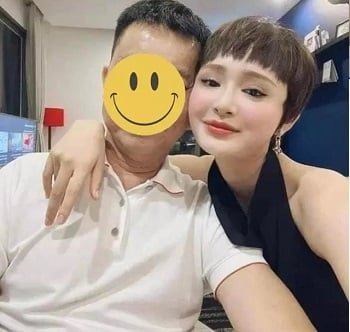 ประกาศภาพยนตร์เซ็กซี่ของ Hien Ho กับชุมชน