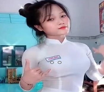 ฉันหลงใหลเกี่ยวกับความรักในโรงเรียนมัธยม