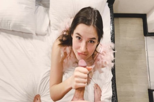 น้องชายของน้องสาว