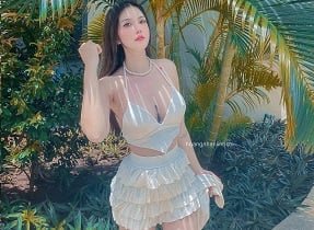 Hoang Nhan Chi Linh มีเต้านมที่สวยงามมากและเอวมาตรฐานมาก