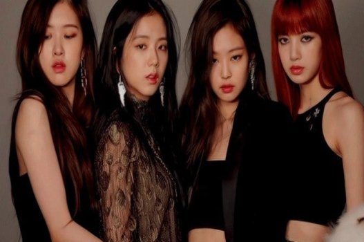เมื่อพวกเขาไปร้องเพลง Girl Group Black Pink ก็เชิญกันและกันให้ไป