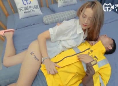 คนขับรถแท็กซี่เสรีนิยมกระตุ้นให้เธอมีเสน่ห์
